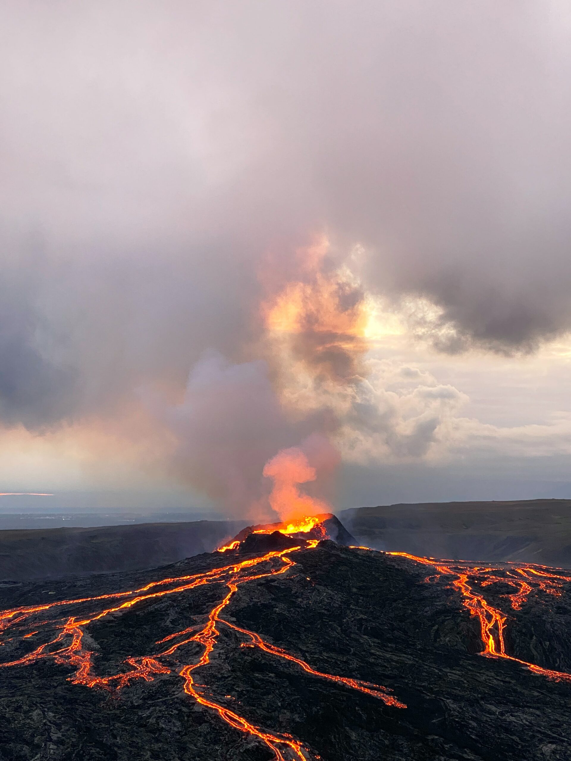 TOP 10 Fun fact Islande - plus de 100 volcans sur l'île