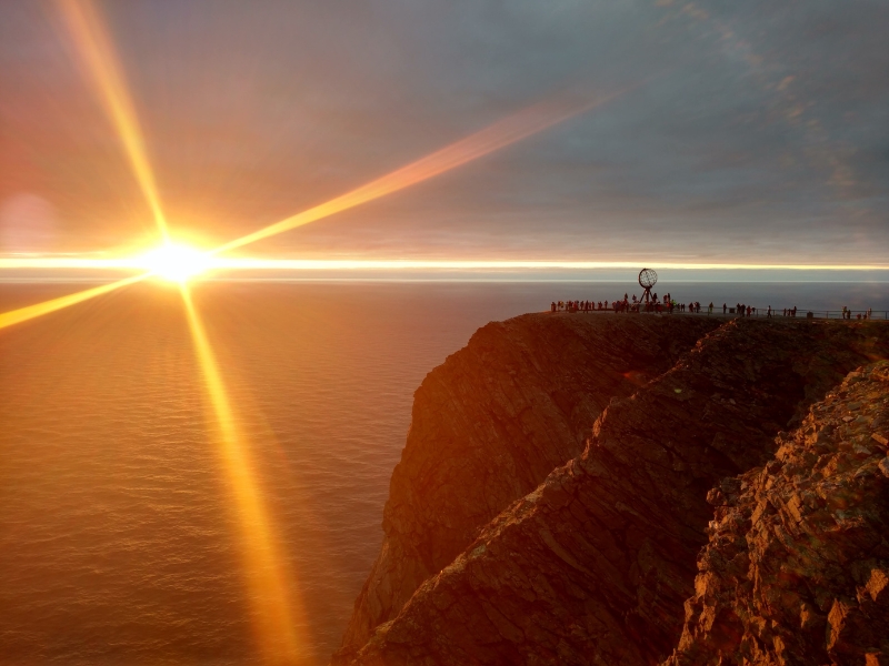 Cap Nord pendant le soleil de minuit